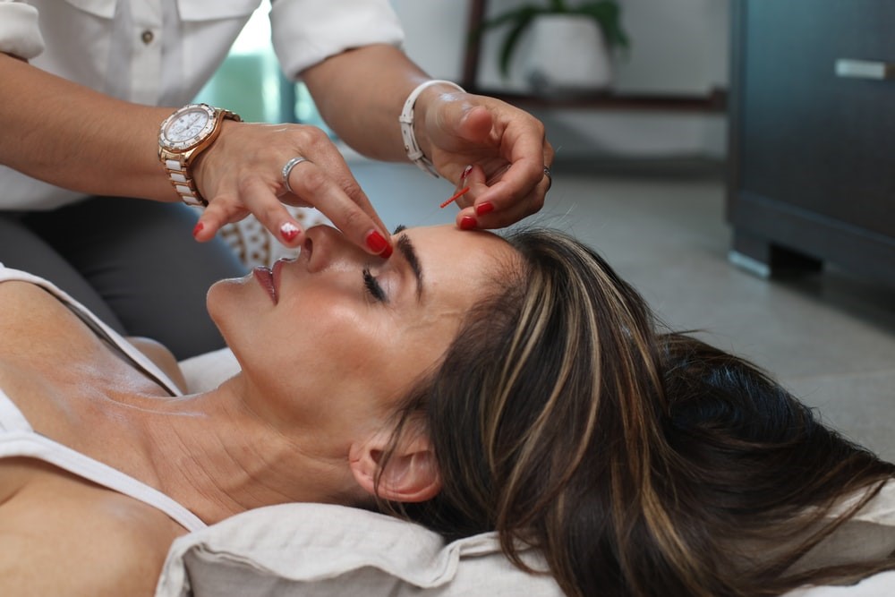 5 Benefits of having a facial treatment and you need it at least once in a month