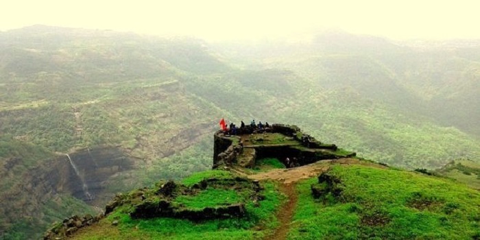 7 Reasons to Visit for Vacation in Lonavala