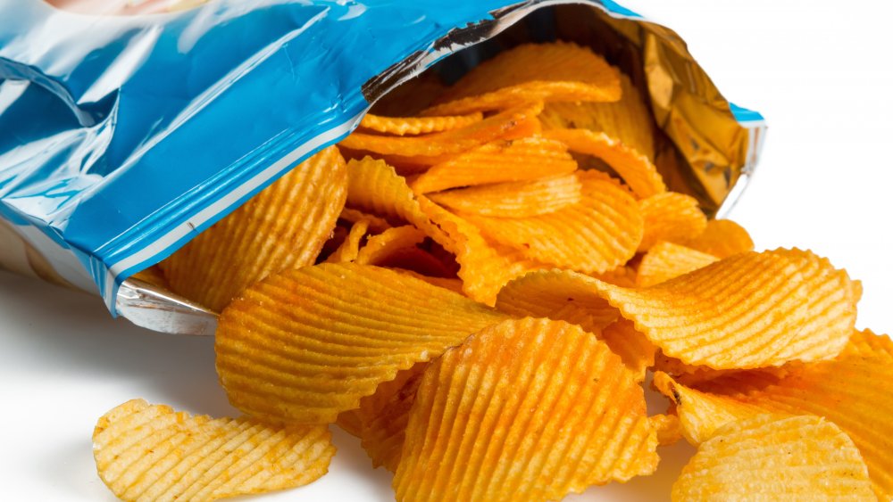 8 Popular Brands of Potato Chips