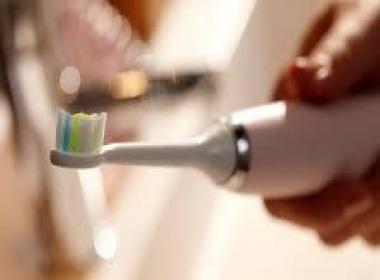 All About Oral Care with Electronic Toothbrush