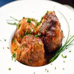 The Precision Saw Cut Advantage For Clean Bone Marrow Pieces In Rich Curries