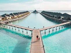 10 Romantic honeymoon resorts that make you swoon on the Maldives