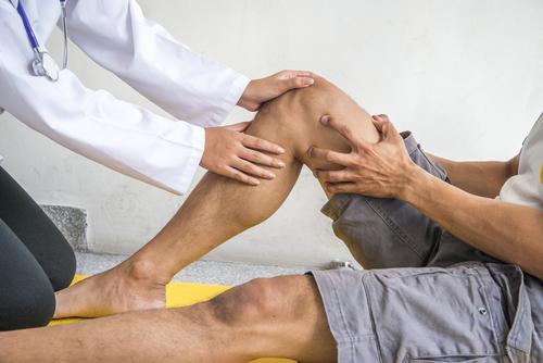 Knee Replacement Procedure Purpose Risks & Treatment