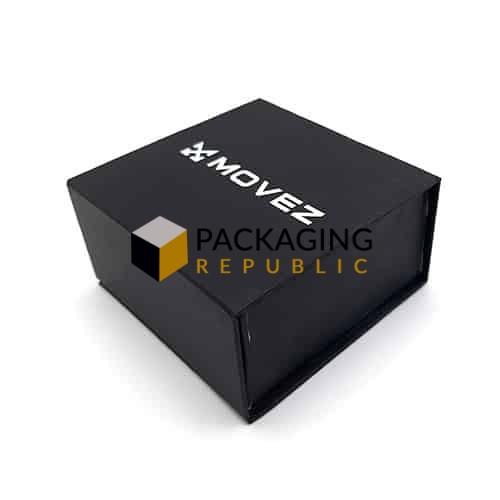 Custom Rigid Boxes Setting Brand Logo and Typography