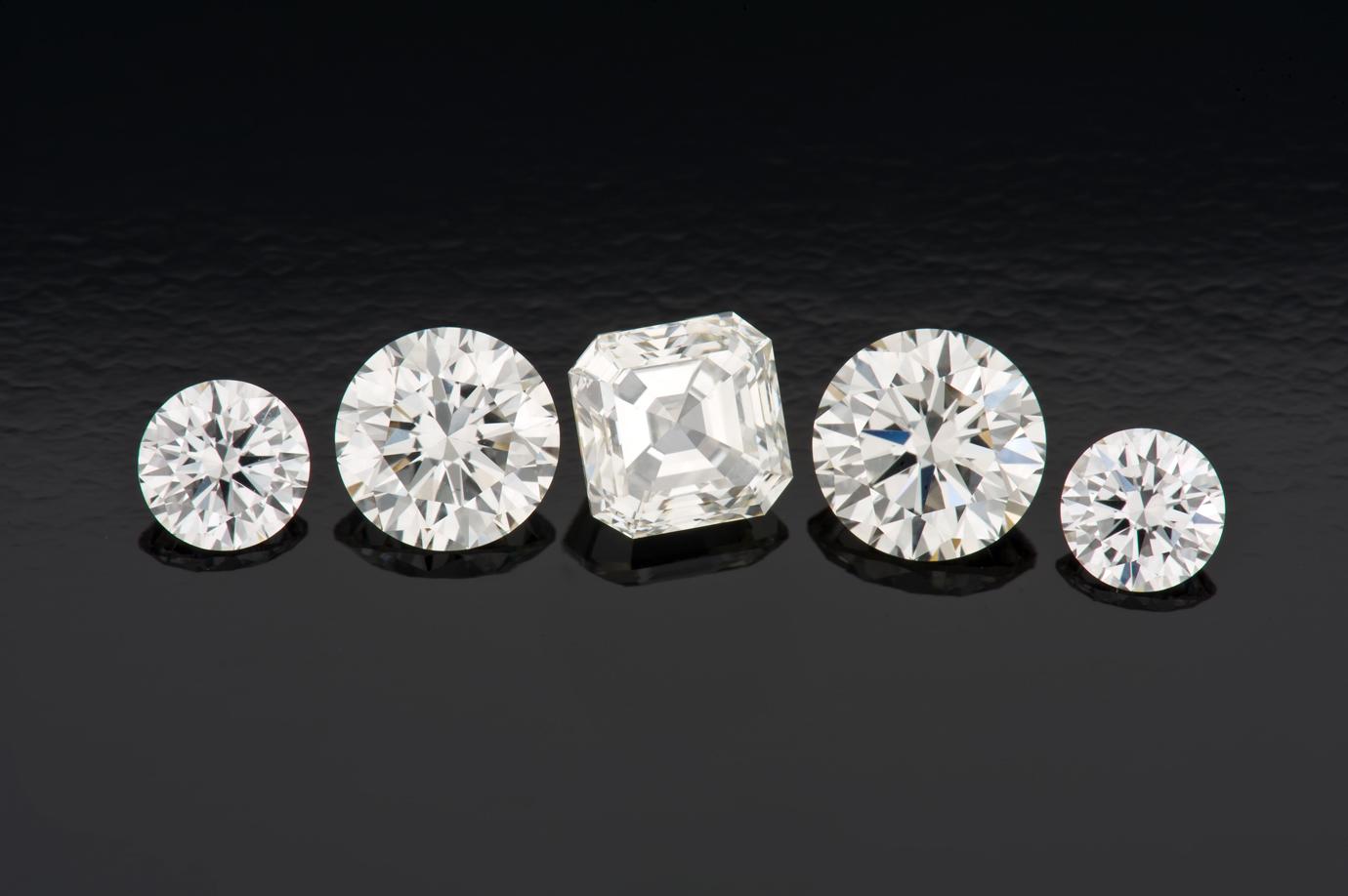 Know Lab Made Loose Diamonds in Easy Steps