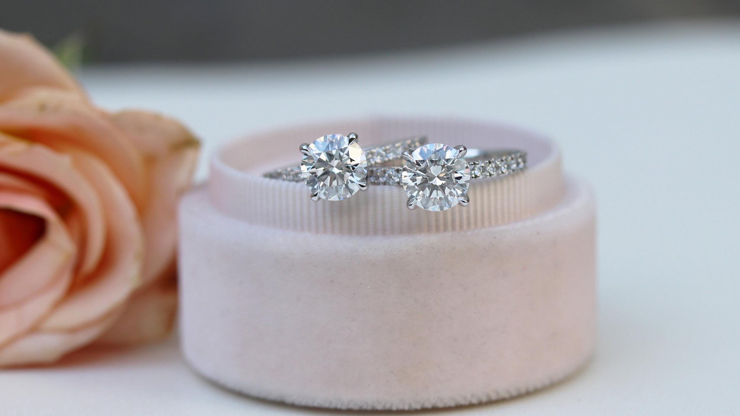 4 Reasons To Choose A Lab Grown Diamond Engagement Ring