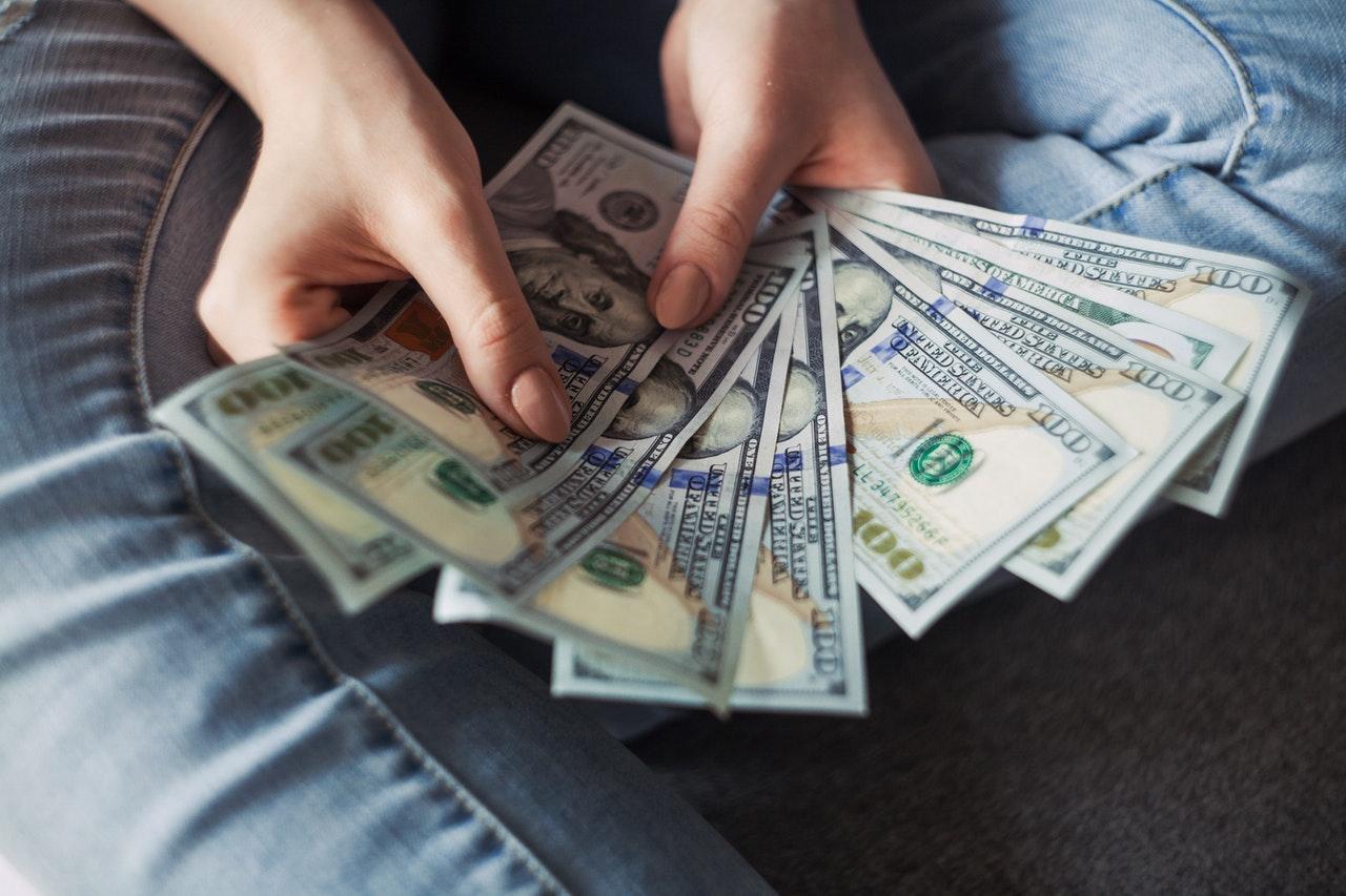 Millennials This is How Much Money You Should Have Already Saved