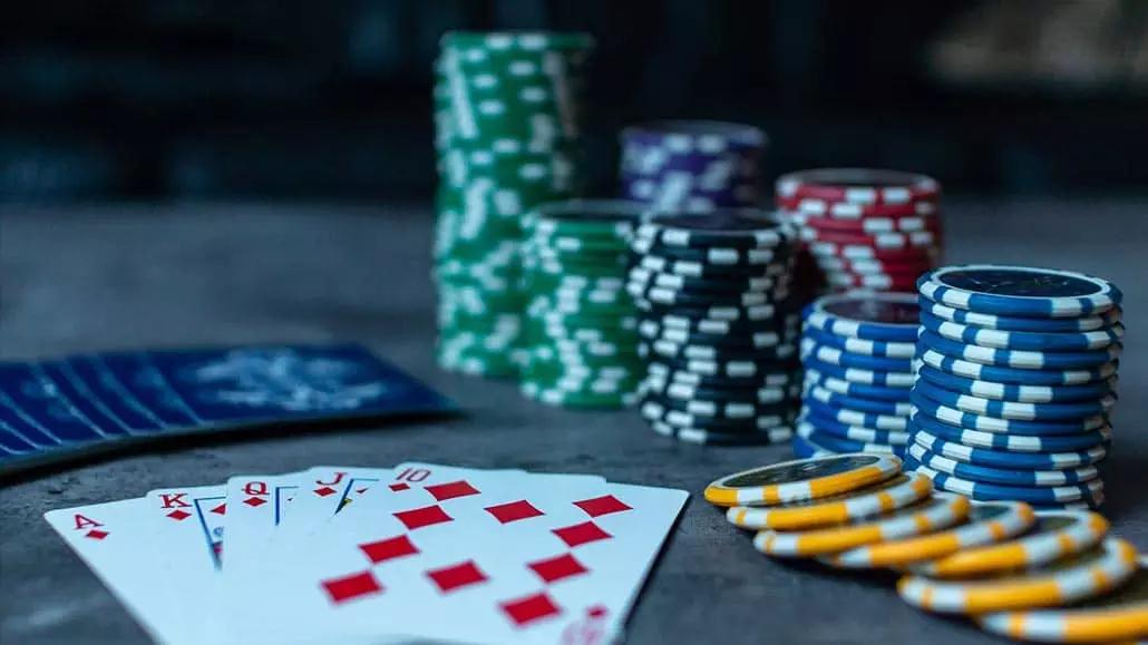 Things To Consider About Online Poker Tournaments